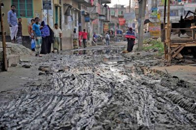 রাজধানীতে সড়কের বেহাল দশা
