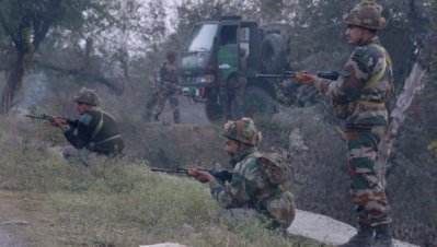 পাঠানকোট বিমানঘাঁটিতে সেনা প্রহরা