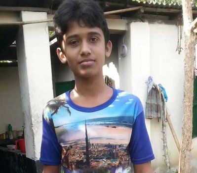 প্রধান শিক্ষকের বেধরক পিটুনিতে আহত শিক্ষার্থী