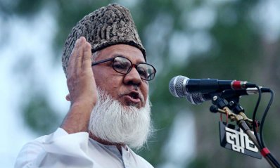 বক্তৃতারত নিজামী