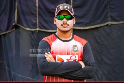 পিনাক ঘোষ