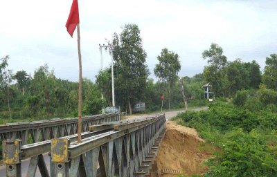 বান্দরবানের দুই উপজেলা যোগাযোগ বিচ্ছিন্ন হওয়ার আশঙ্কা