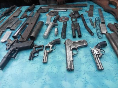 ময়মনসিংহে উদ্ধার করা অস্ত্রের ভাণ্ডার-২