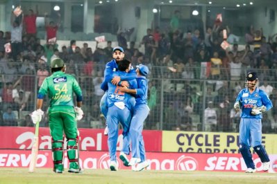 জয়ের পথে ভারত