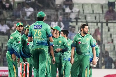 নিয়ম রক্ষার ম্যাচে আজ মুখোমুখি পাকিস্তান-শ্রীলঙ্কা।