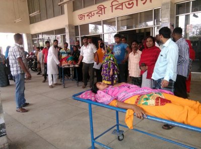 খুলনায় চিকিৎসকদের ধর্মঘটে নাকাল রোগীরা বাধ্য হয়ে যাচ্ছেন বাইরের ডায়গনস্টিক সেন্টারে