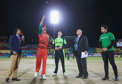 তামিম ঝড়ের পর বৃষ্টির হানা, খেলা বন্ধ