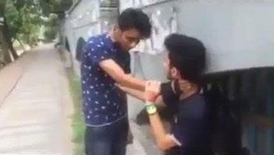 মারধরের দৃশ্য