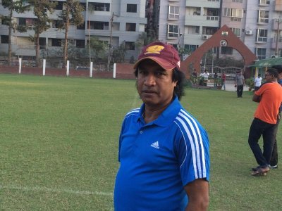 রাসেলের শেষটা ভালো করতে চান মানিক