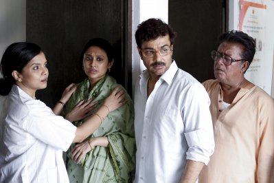 &lsquo;শঙ্খচিল&rsquo; ছবির দৃশ্য (1)