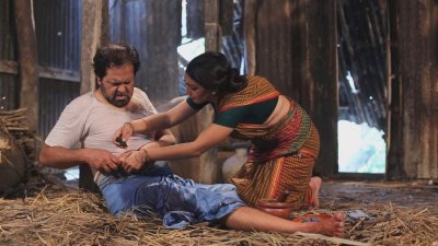 তারিক আনাম খান ও প্রভা