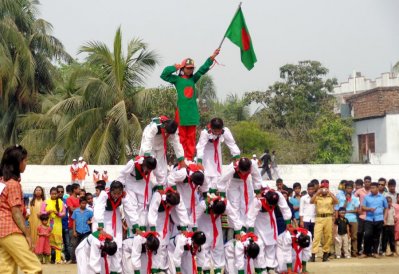 সারাদেশে যথাযোগ্য মর্যাদায় ৪৬তম স্বাধীনতা দিবস উদযাপিত
