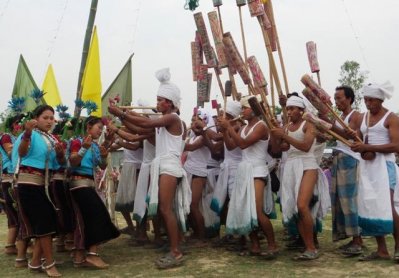 বান্দরবানে বর্ষবরণকে ঘিরে উৎসবের আমেজ
