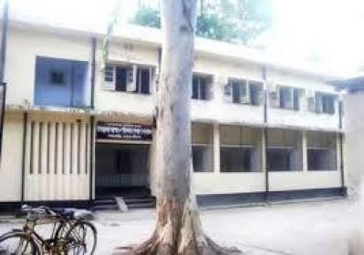 নববর্ষে উন্নত খাবার : ব্রয়লার মুরগির ঝোল !