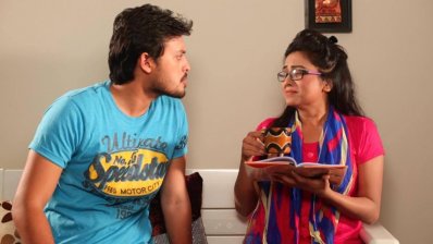 &rsquo;নয় ছয়&rsquo; নাটকের দৃশ্য