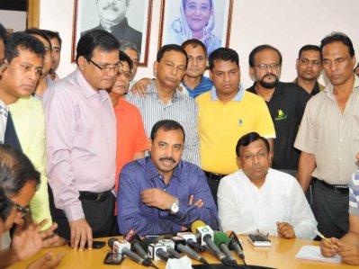 বাফুফে ভবনে সংবাদ সম্মেলনে আ জ ম নাছির উদ্দিন