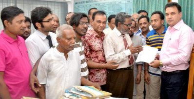 বগুড়ার নওয়াব প্যালেস অধিগ্রহণের দাবিতে স্মারকলিপি