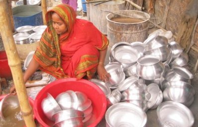সমবায়ী নারীদের সঞ্চয়ে গড়ে উঠেছে যে অ্যালুমিনিয়াম কারখানা