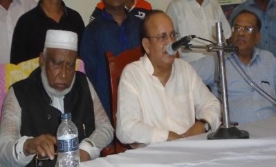 পরিবেশ ও বনমন্ত্রী আনোয়ার হোসেন মঞ্জু