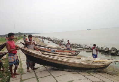 নিষেধাজ্ঞা শেষে জেলেদের ইলিশ ধরার প্রস্তুতি