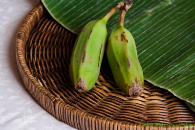 কাঁচা কলা 