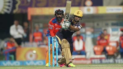 অবশেষে বিধ্বংসী রূপে ফিরলেন সাকিব