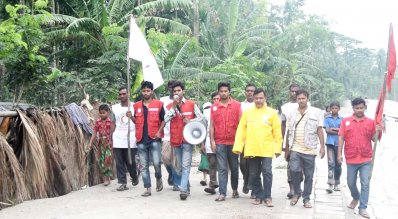 প্রস্তুত রেড ক্রিসেন্টের কর্মীরা