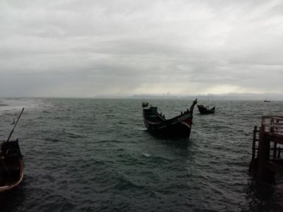 উত্তাল হয়ে উঠছে বঙ্গোপসাগর- ছবি: নাঈম হাসান