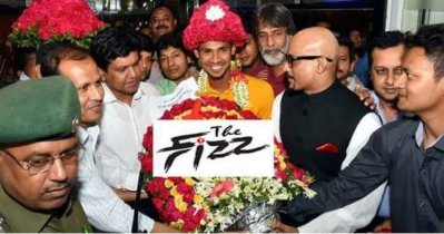 'মুস্তাফিজকে জাতীয় বীর ঘোষণা করেছেন প্রধানমন্ত্রী'