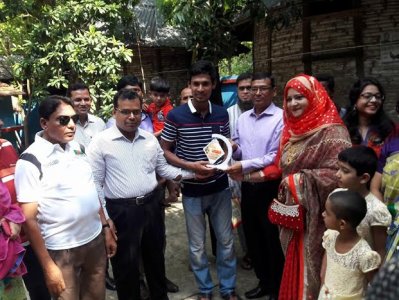 মুস্তাফিজকে সংবর্ধনা দিলো সাতক্ষীরা জেলা প্রশাসন