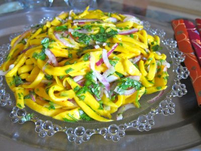 পাকা আমের সালাদ