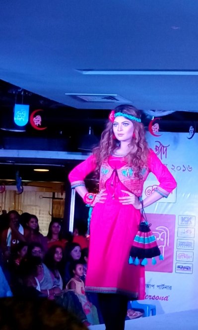দেশীদশের উদ্যোগে ঈদ ফ্যাশন শো