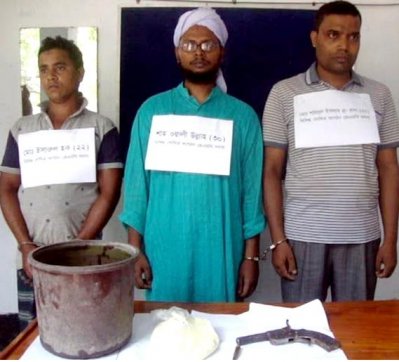 চাঁপাইনবাবগঞ্জে তিন জেএমবিসহ গ্রেফতার ২১