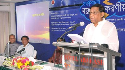 দুর্যোগ ব্যবস্থাপনা ও ত্রাণমন্ত্রী মোফাজ্জল হোসেন চৌধুরী মায়া