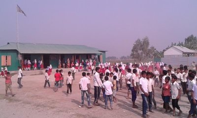 শিক্ষক নেই এমন একটি স্কুল