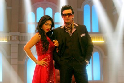 &lsquo;সম্রাট&rsquo;-এ শাকিব-অপু জুটি।