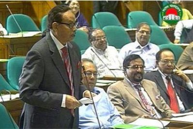 সংসদে এরশাদ (ফাইল ছবি)