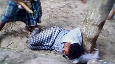 চুরির অভিযোগে যুবককে গাছের সঙ্গে বেঁধে পৈশাচিক নির্যাতন