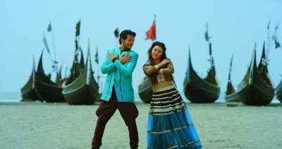 &lsquo;সারাংশে তুমি&rsquo;র দৃশ্যে অন্তু-রাহা।