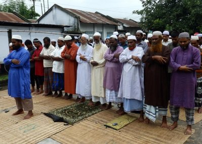 ঝিনাইদহের ১৩ গ্রামে ঈদ উদযাপিত হচ্ছে