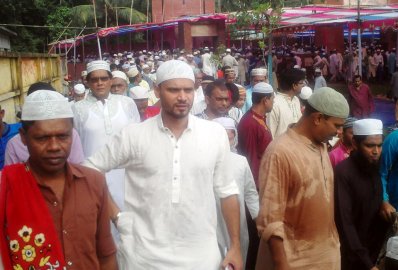 দেশবাসীকে ঈদের শুভেচ্ছা জানালেন মাশরাফি