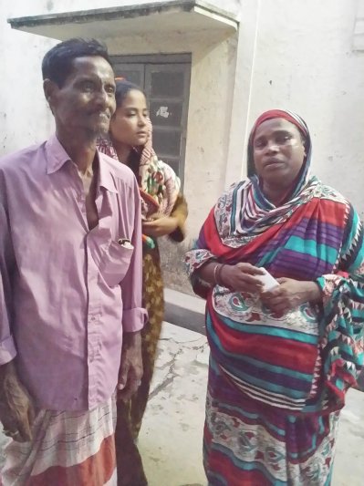 শাওনের বাবা আবদুস সাত্তার ও মা মাহমুদা বেগম
