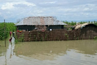 কুড়িগ্রামে বন্যায় ডুবে গেছে ঘরবাড়ি 