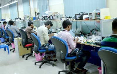 ওয়ালটনের সার্ভিস সেন্টার