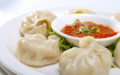 চিকেন মোমো