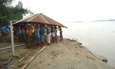 কুড়িগ্রামে বন্যা পরিস্থিতির অবনতি, নেই কোনও ত্রাণ