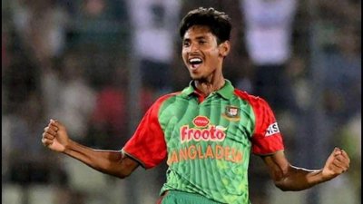কাউন্টি অভিষেকেও দুর্ধর্ষ মুস্তাফিজ