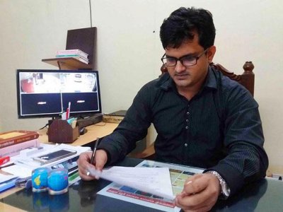 ডিজিটালাইজেশনে ভূমি অফিসকে দুর্নীতিমুক্ত করার প্রত্যয় ওলিউজ্জামানের