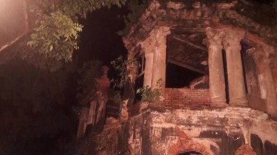 দুবলহাটি রাজবাড়ির একাংশ