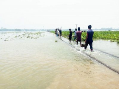 জামালপুরের সার্বিক বন্যা পরিস্থিতি অপরিবর্তিত: ট্রেন চলাচল বন্ধ